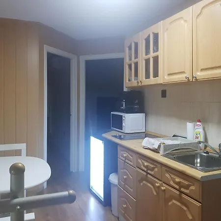 Takacs Apartman Vonyarcvashegy